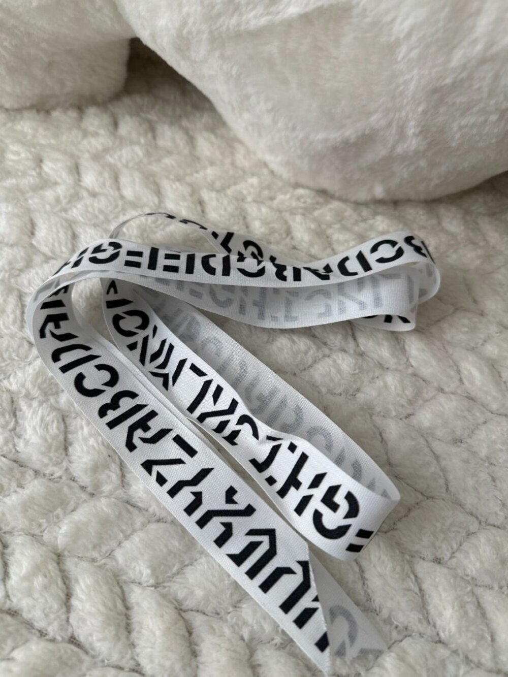 Byredo Gift Ribbon Black Logo